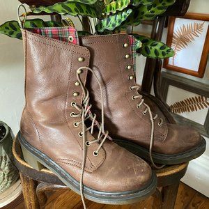Dr Martins Brown Leather Lace Up Boots